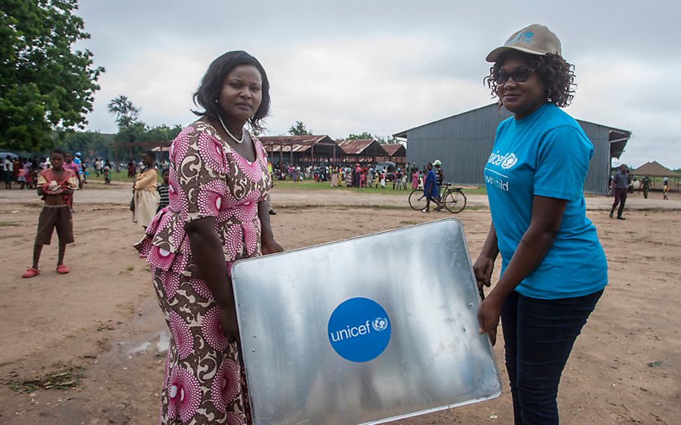 Zyklon Idai in Mosambik und Malawi: UNICEF verteilt Hilfsgüter