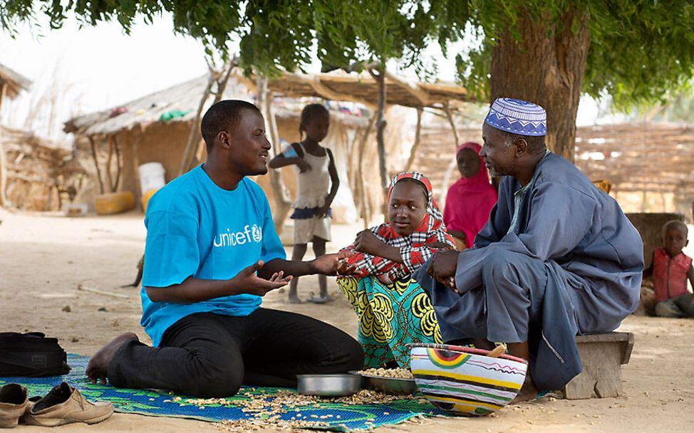 Kinderehen: UNICEF überzeugt Väter, ihre Töchter nicht früh zu verheiraten