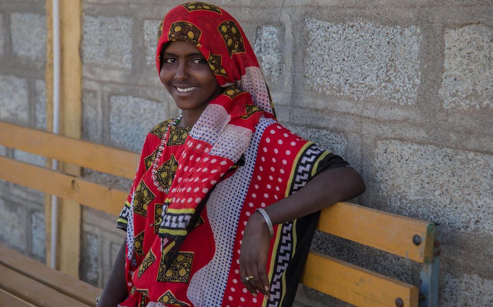 Weltmädchentag: Äthiopien: Fatuma Ali setzt sich in ihrem Dorf gegen Genitalverstümmelung ein