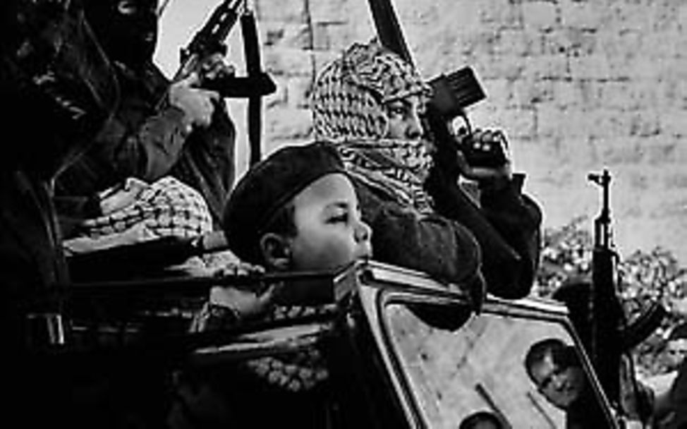 2. Prize Foto des Jahres 2001: The boys from Ramallah/Westbank