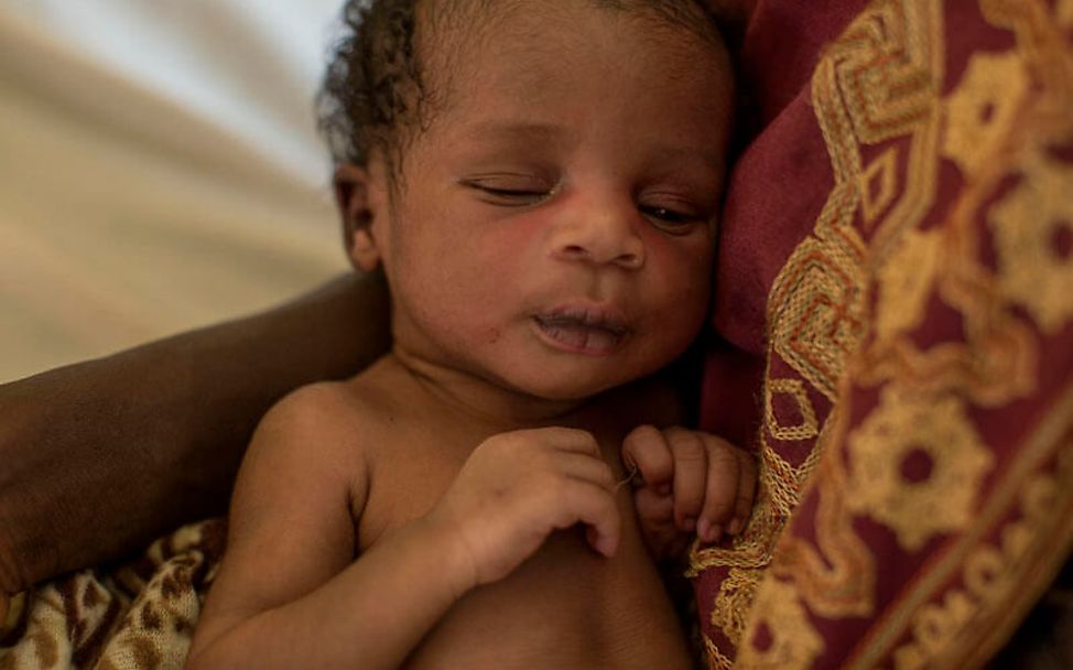 Südsudan: Baby Agwei wurde mit Malaria geboren