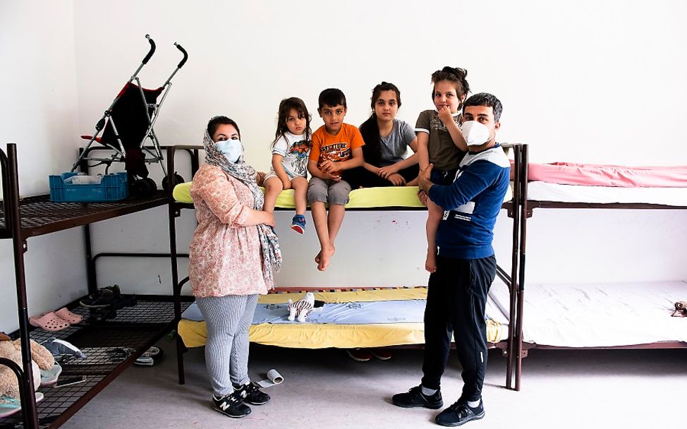 Flüchtlingsheim Ellwangen: Eine Familie in ihrer Unterkunft.