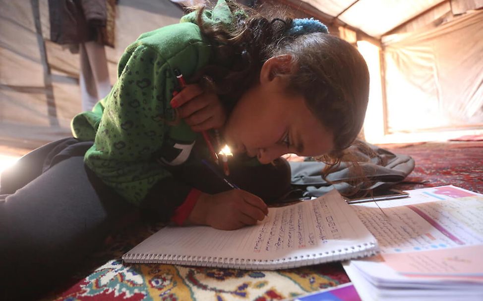Syrien Hilfskonferenz: Maria beim Unterricht
