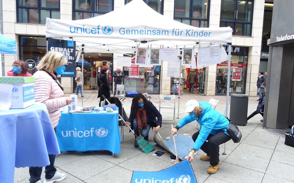 UNICEF-Kampagne #NiemalsGewalt: Ehrenamtlich Engagierte in Saarbrücken