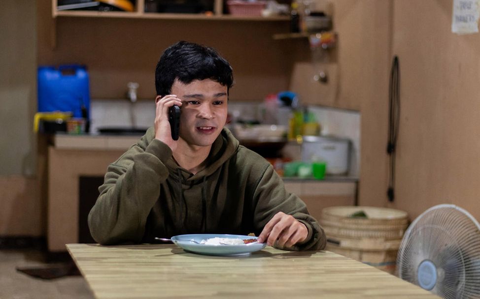 Corona auf den Philippinen: Daniel gibt am Telefon Tipps, um die Pandemie gut durchzustehen