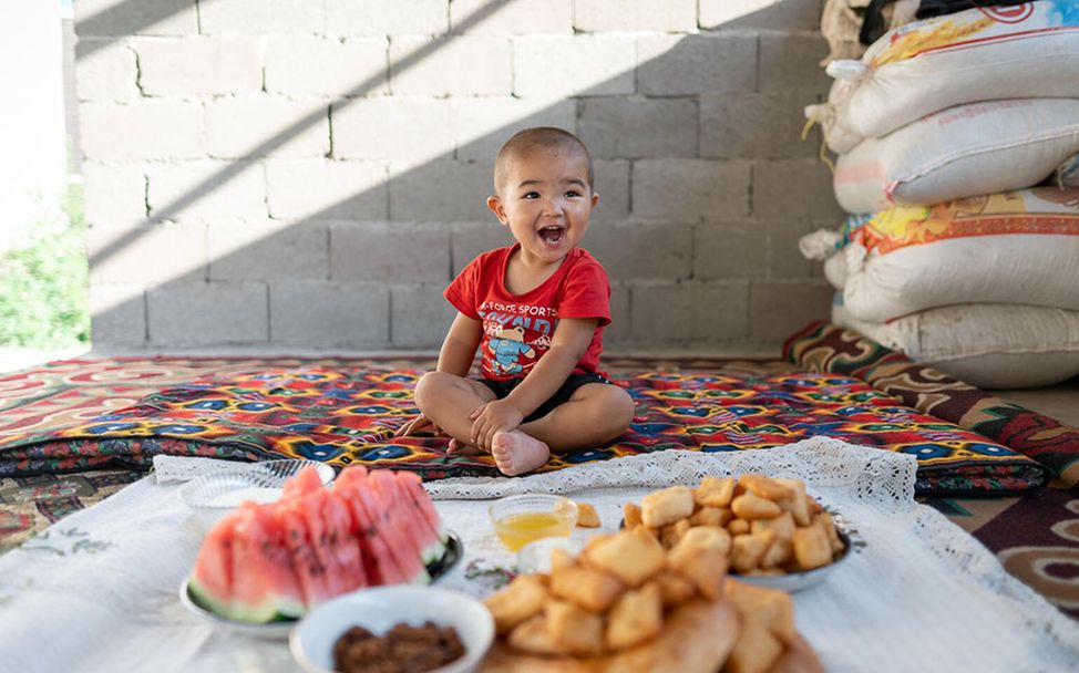 Kirgisistan: Ariet isst am liebsten Wassermelone, Pfirsiche und Gurke