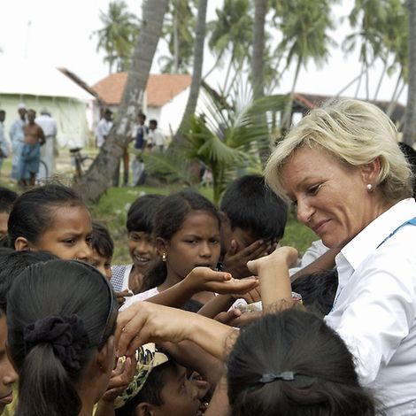 UNICEF-Botschafterin Sabine Christiansen in Sri Lanka. 