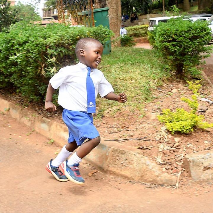 Corona in Afrika: In Uganda beginnt die Schule nach 83 Wochen wieder