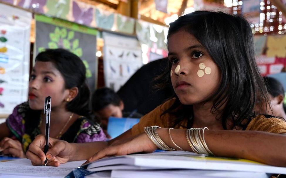 Fakten über Mädchen - traurige Realität: Viele Mädchen sind von Bildung ausgeschlossen