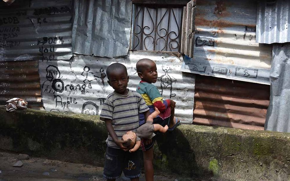 Spielende Kinder Liberia