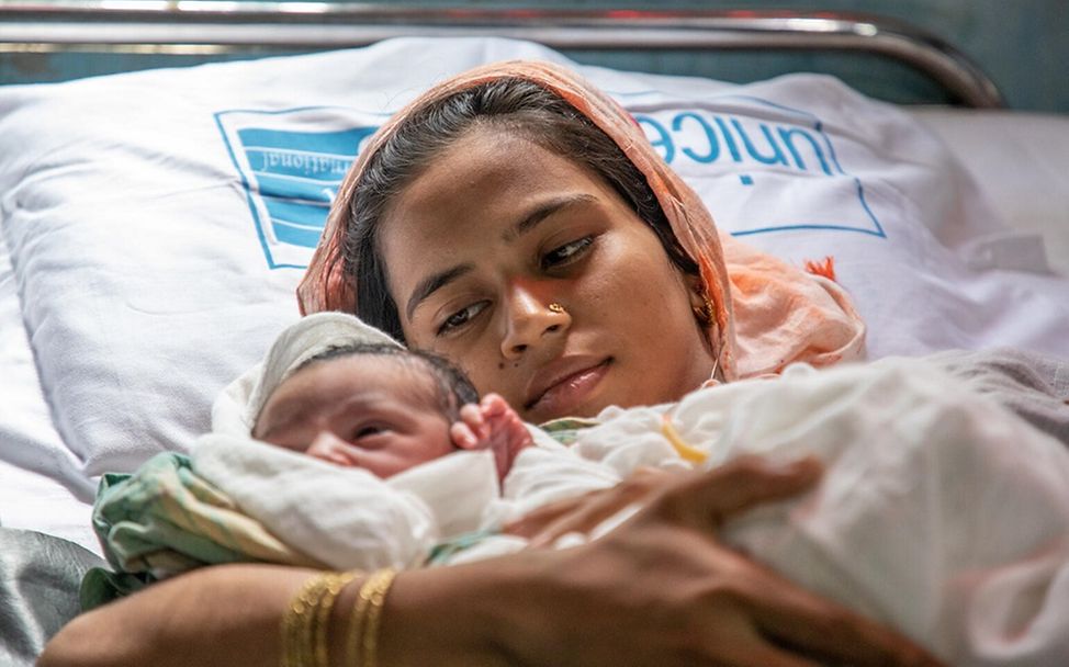 Kindersterblichkeit: Mutter und Baby in Bangladesch
