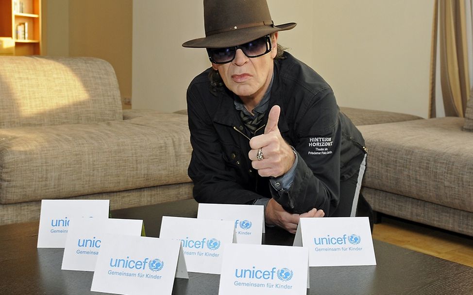Gemeinsam für Kinder: Udo Lindenberg und UNICEF. | © UNICEF/Vielz