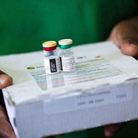 Malaria-Impfung: Der Impfstoff Mosquirix schützt Kinder vor schweren Malaria-Verläufen 