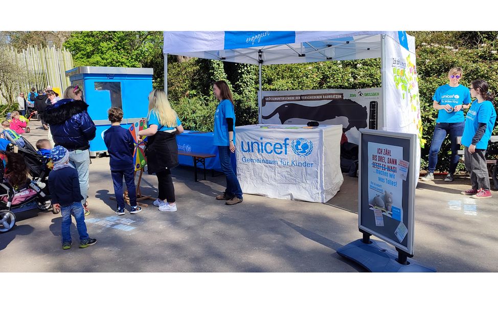 #NiemalsGewalt - Aktion der UNICEF-AG Dresden 2023 im Zoo