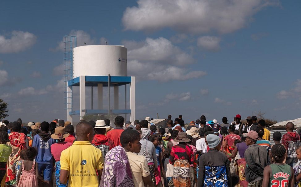 Madagaskar: Höher gebauter Wasserspeicher