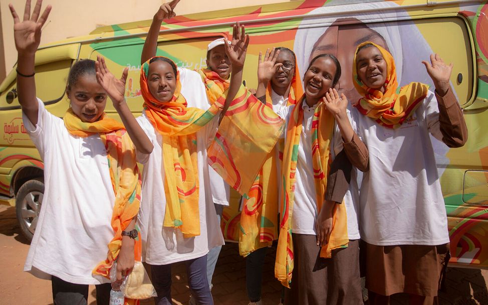 Fakten über Mädchen: Im Einsatz gegen weibliche Genitalverstümmelung 