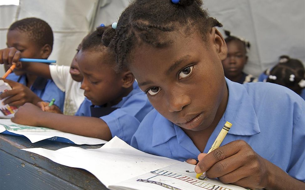 Zeltschule in Haiti. © UNICEF/Noorani