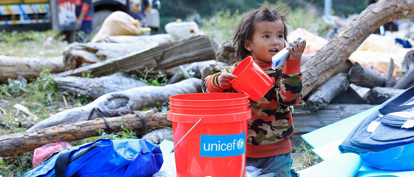 Spenden Erdbeben: Millionen Kinder leben in Erdbeben-Risikogebieten wie hier in Nepal
