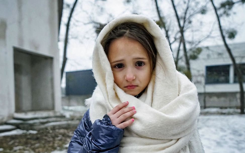 Ukraine Krieg Nothilfe: Kinder wie dieses Mädchen in der Region Kiew brauchen weiter unsere Hilfe