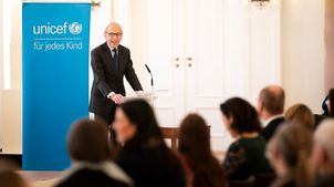 Auftaktrede des UNICEF-Vorsitzenden Georg Graf Waldersee