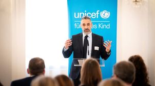 Rede des Nothilfekoordinator von UNCEF Ukraine Mustapha Ben Messaoud