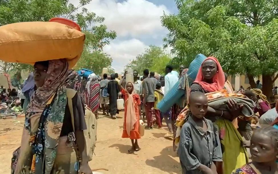 Sudan: Familien sind auf der Flucht vor der Gewalt und den Kämpfen