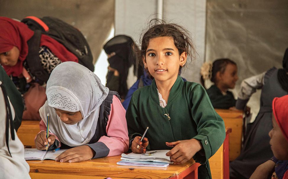 Bildung: Millionen Kinder im Jemen gehen aktuell nicht zur Schule. 