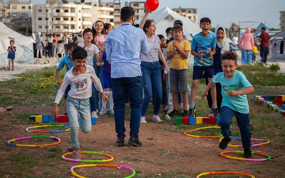 Erdbeben in Syrien: Spielen und Lachen hilft, das Erlebte zu verarbeiten