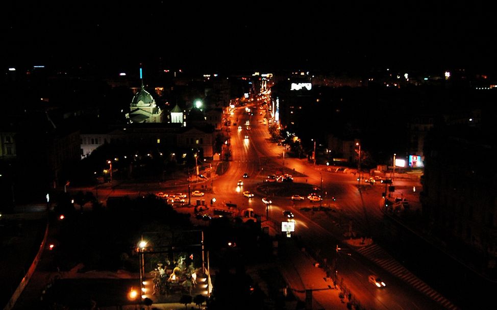 Bukarest in der Nacht: Das Gesetz der Straße. | © UNICEF/Tarneden