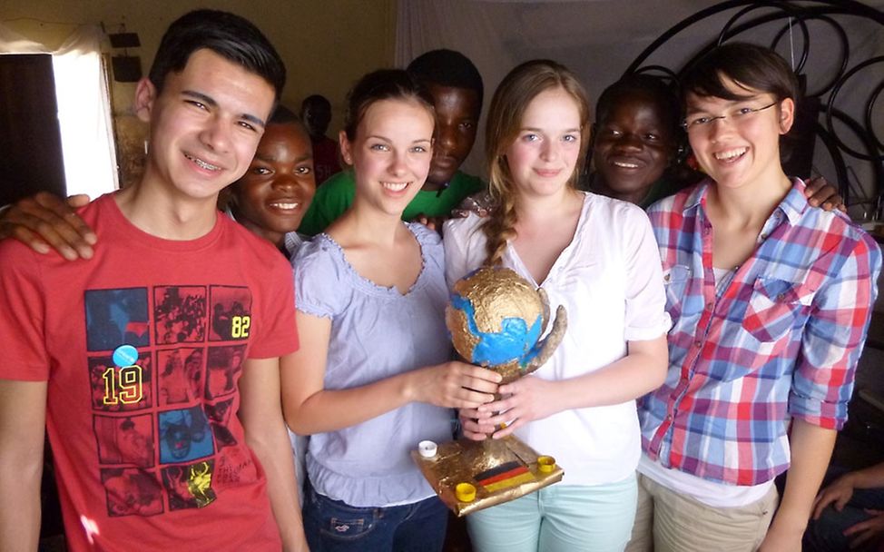 UNICEF-JuniorBotschafter Üwen, Kira, Madita, Franziska in Sambia