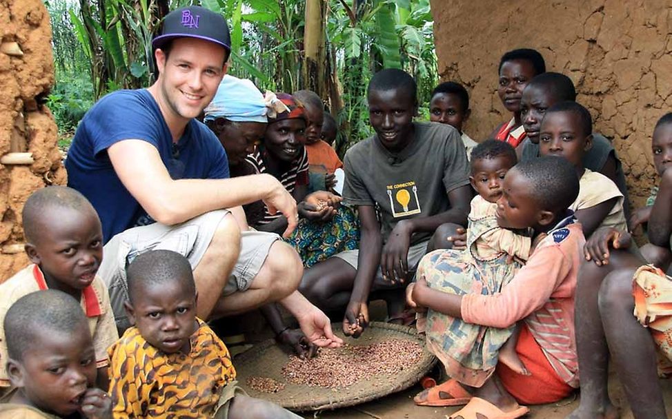 Moderator Ben besuchte für UNICEF Bildungsprogramme in Ruanda © KiKA/Anne-Kristin Peter