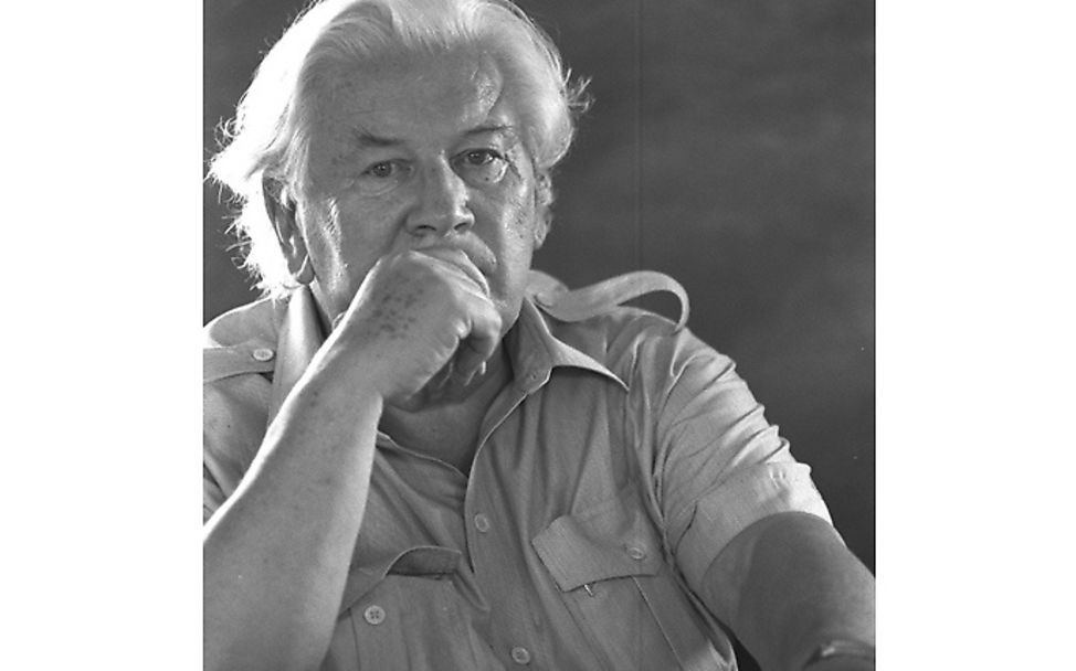 Sir Peter Ustinov (1921 – 2004)