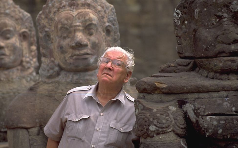 Sir Peter Ustinov in Kambodscha.