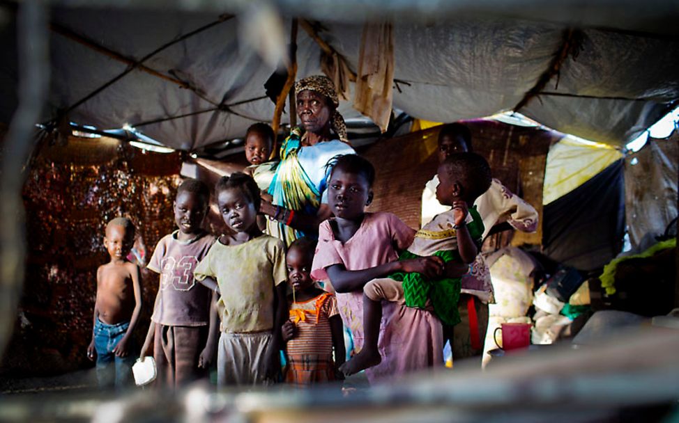 Kinder in Südsudan: erschöpft und traumatisiert von Hunger und Gewalt