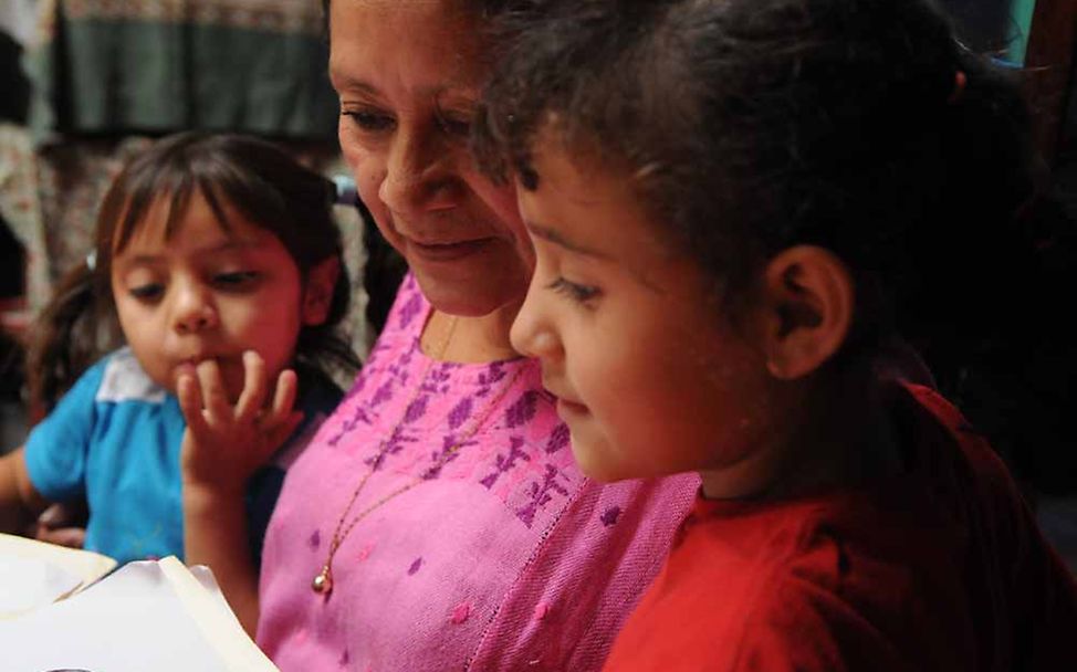 Guatemala: Pflegekinder haben ein neues Zuhause