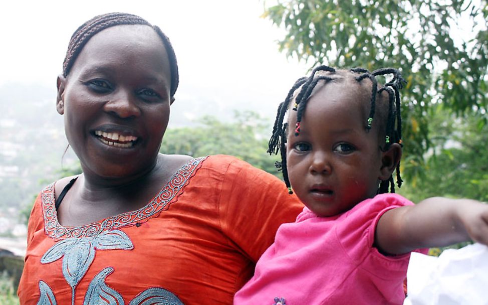 Ebola Sierra Leone: Issata mit Krankenschwester