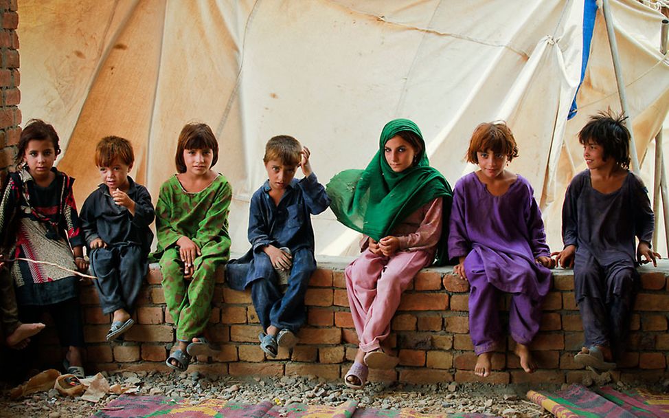 Kinder im Jalozai-Camp in der Nähe von Peshawar, Pakistan.