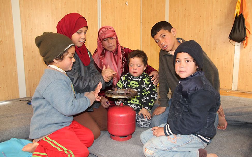 Syrien: Familie im Za’atari Flüchtlingscamp