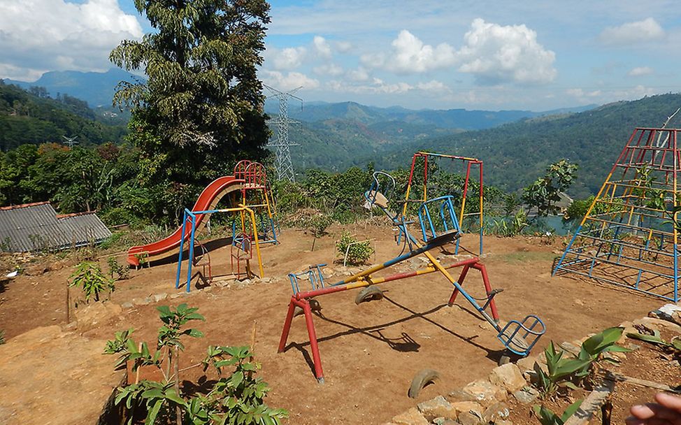 Sri Lanka: Spielplatz der Thispanekanda Grundschule.