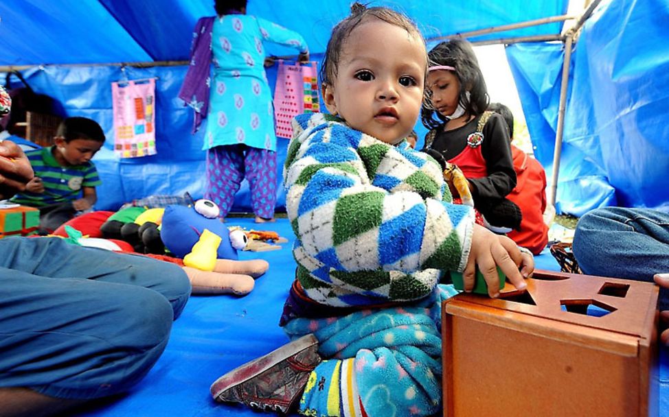 Erdbeben Nepal: Spielzeug für Kleinkinder