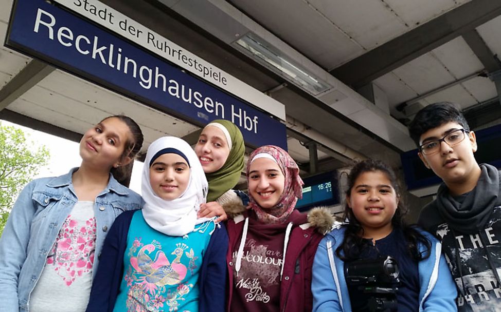 Weltflüchtlingstag: Flüchtlingskinder bei Ankunft zum Workshop in Recklinghausen