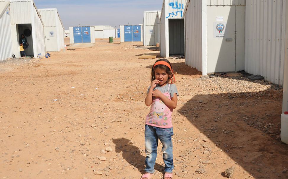 Mädchen im Flüchtlingscamp Azraq in der jordanischen Wüste