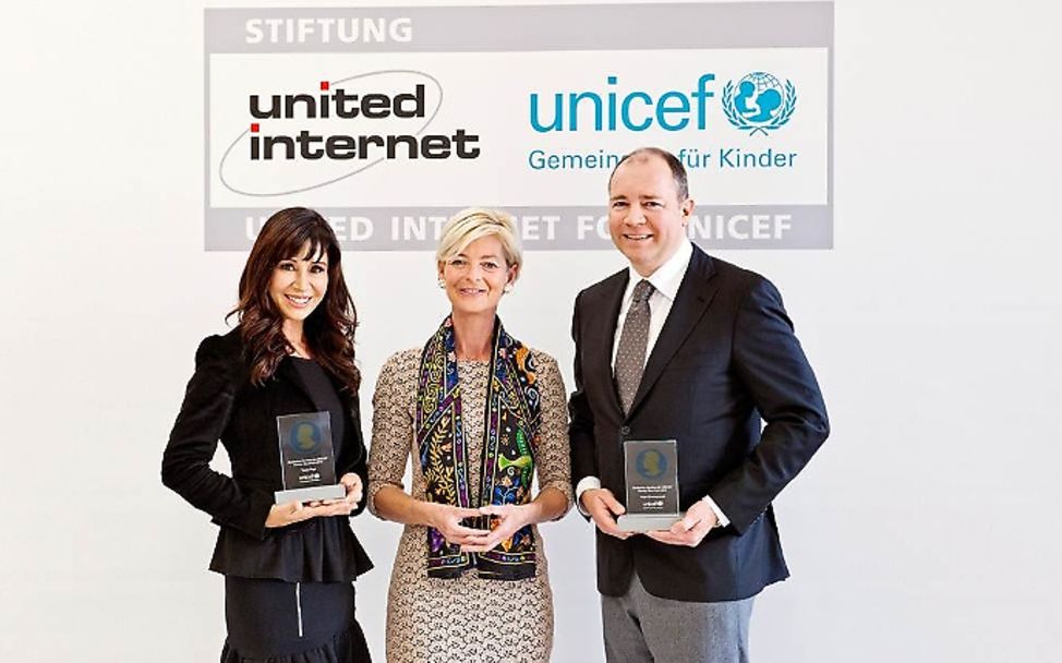 Gustav Rau-Preis für die „Stiftung United Internet for UNICEF“